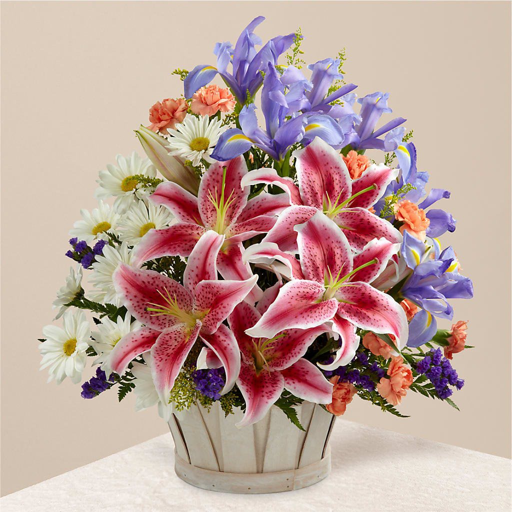 The Wondrous Nature Bouquet – Brown Pleasance Florists Inc, Lakewood OH