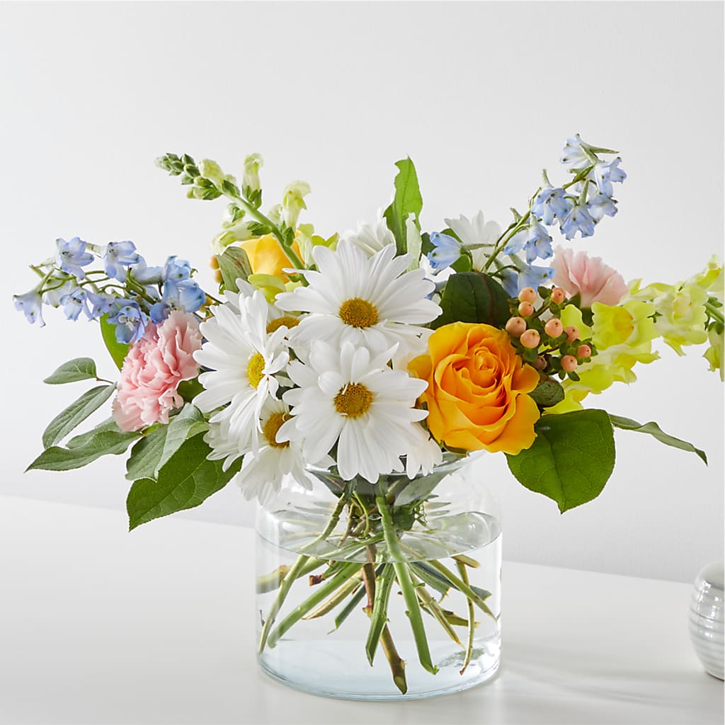Sun Salutation Bouquet – Brown Pleasance Florists Inc, Lakewood OH