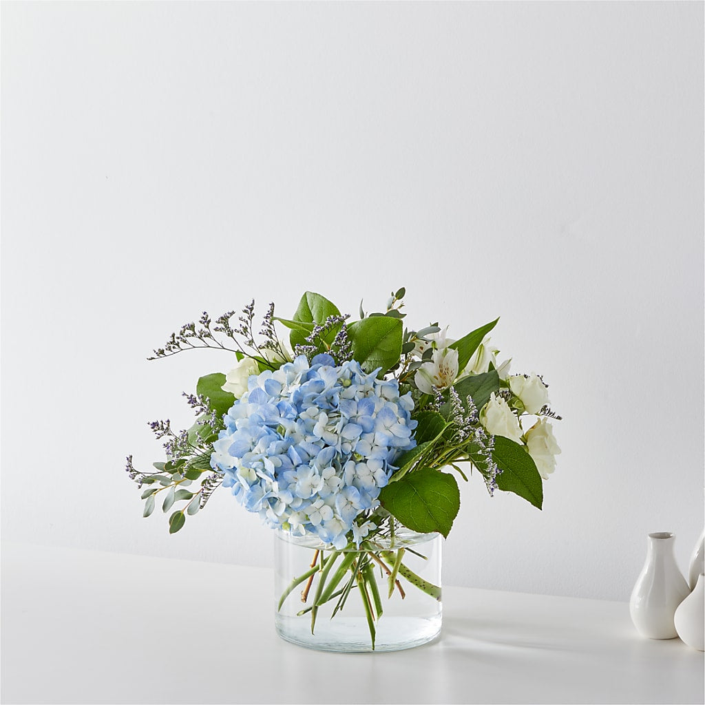 Coastal Blossom Bouquet – Brown Pleasance Florists Inc, Lakewood OH