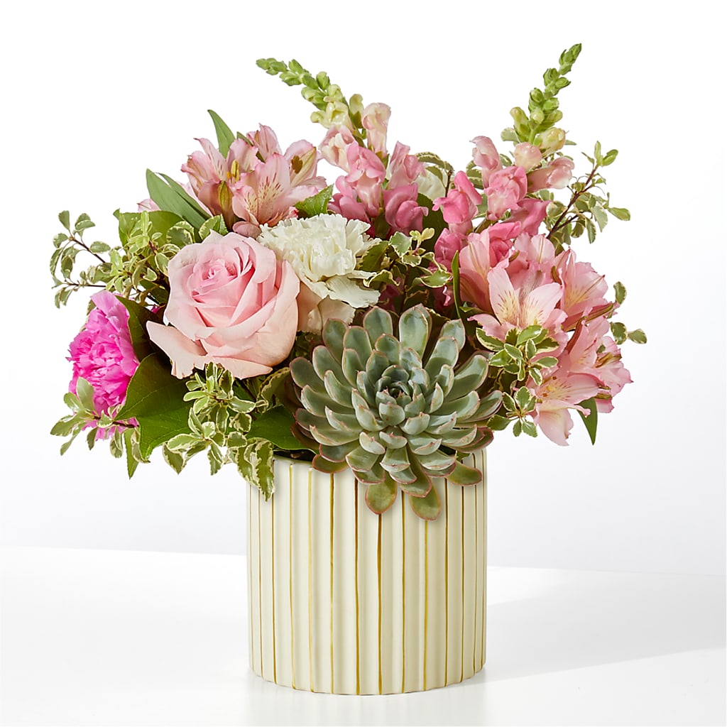 Magenta Musings Bouquet – Brown Pleasance Florists Inc, Lakewood OH