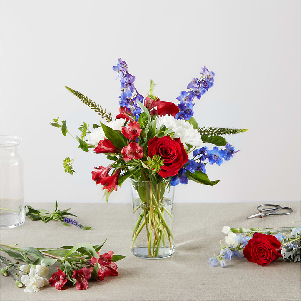 Star Spangled - A Florist Original – Brown Pleasance Florists Inc, Lakewood OH