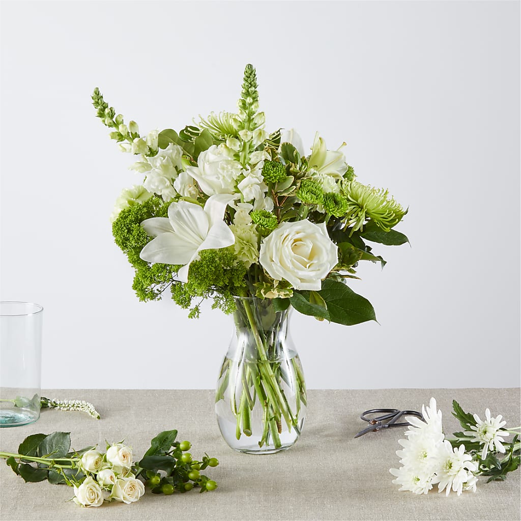 Irish Garden - A Florist Original – Brown Pleasance Florists Inc, Lakewood OH