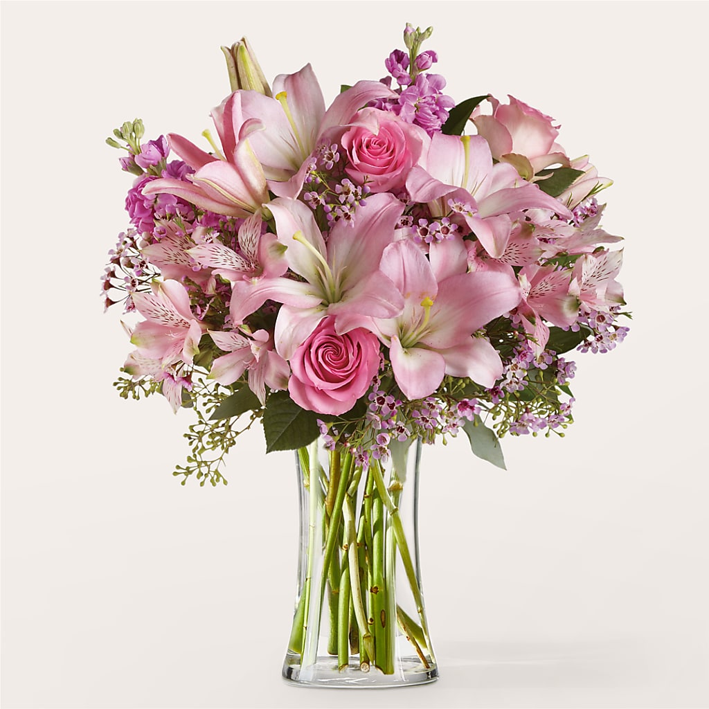 Gentle Gesture Bouquet – Brown Pleasance Florists Inc, Lakewood OH