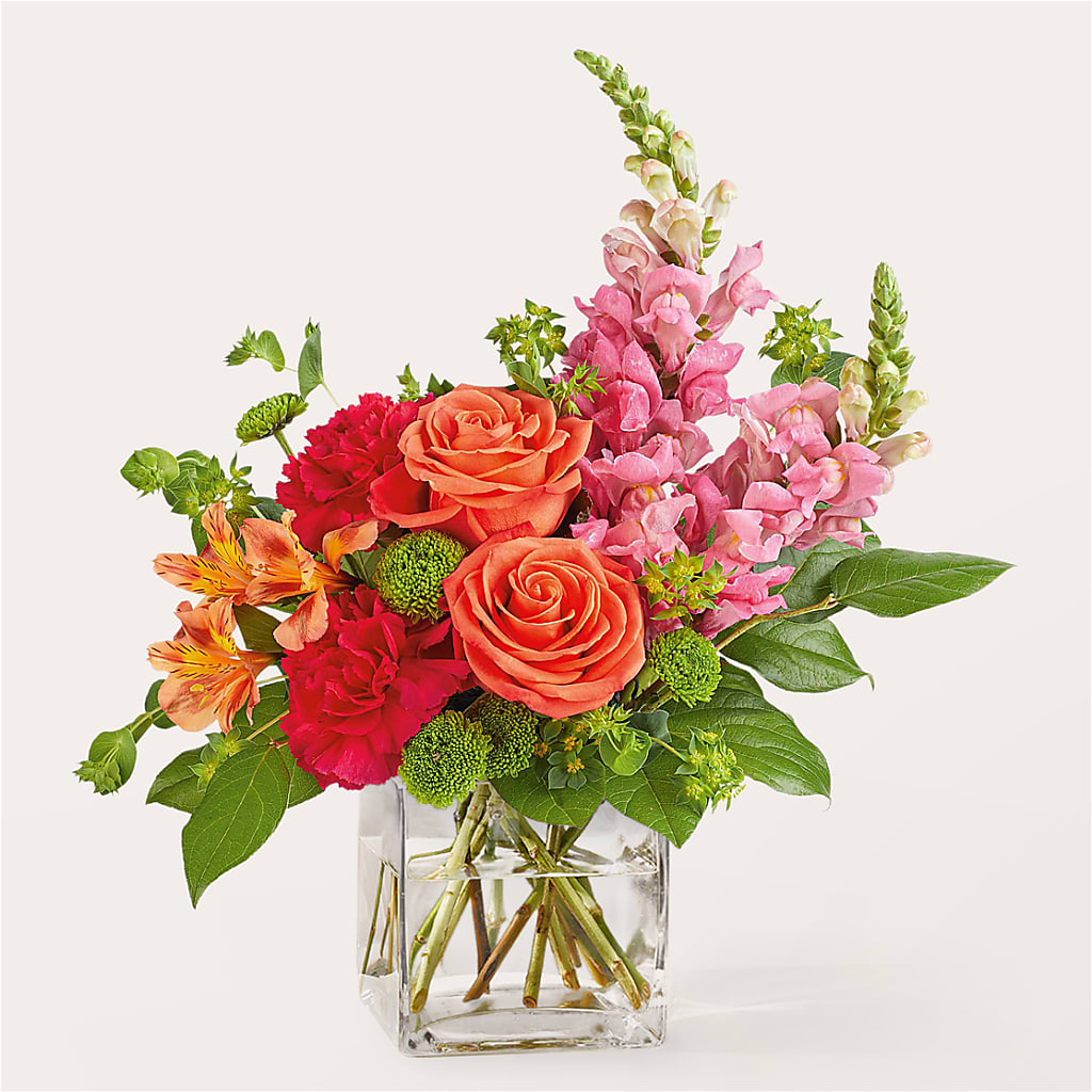Cosmopolitan Bouquet – Brown Pleasance Florists Inc, Lakewood OH