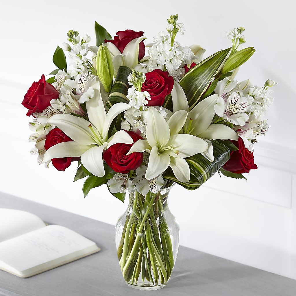 Loving Respect Bouquet – Brown Pleasance Florists Inc, Lakewood OH