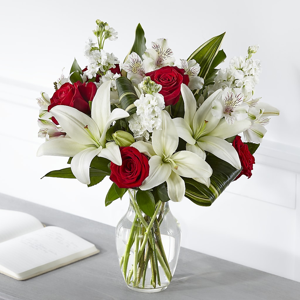 Loving Respect Bouquet – Brown Pleasance Florists Inc, Lakewood OH