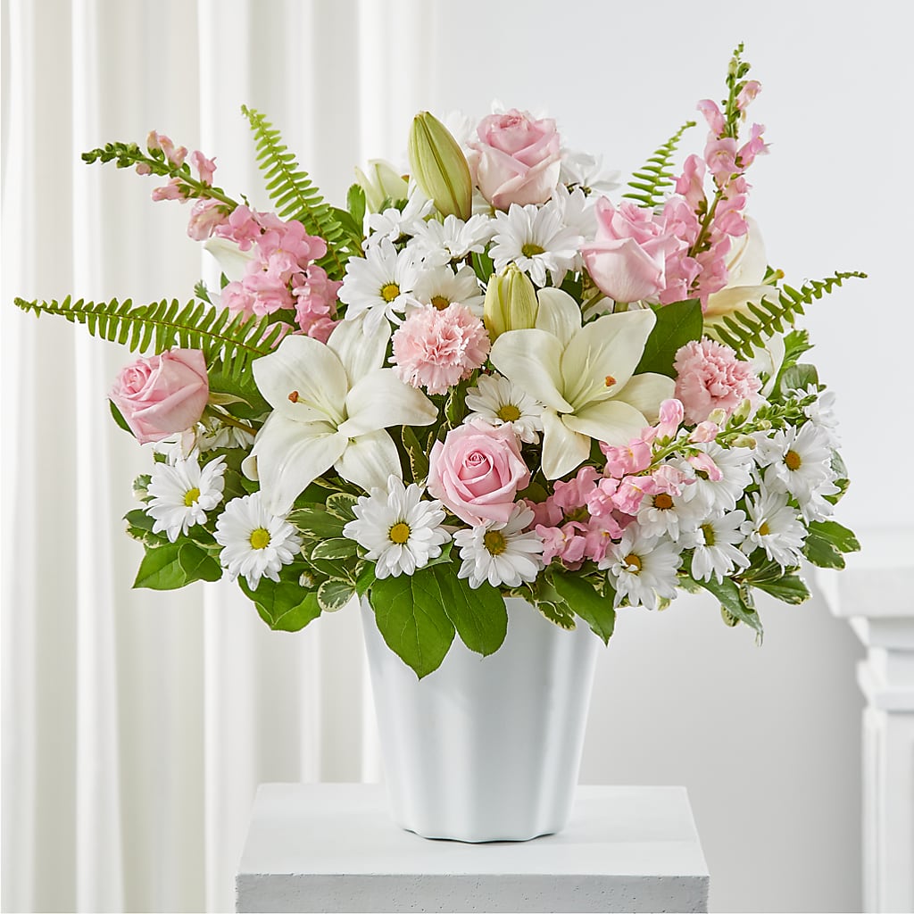 Soft Touch Tabletop Basket – Brown Pleasance Florists Inc, Lakewood OH