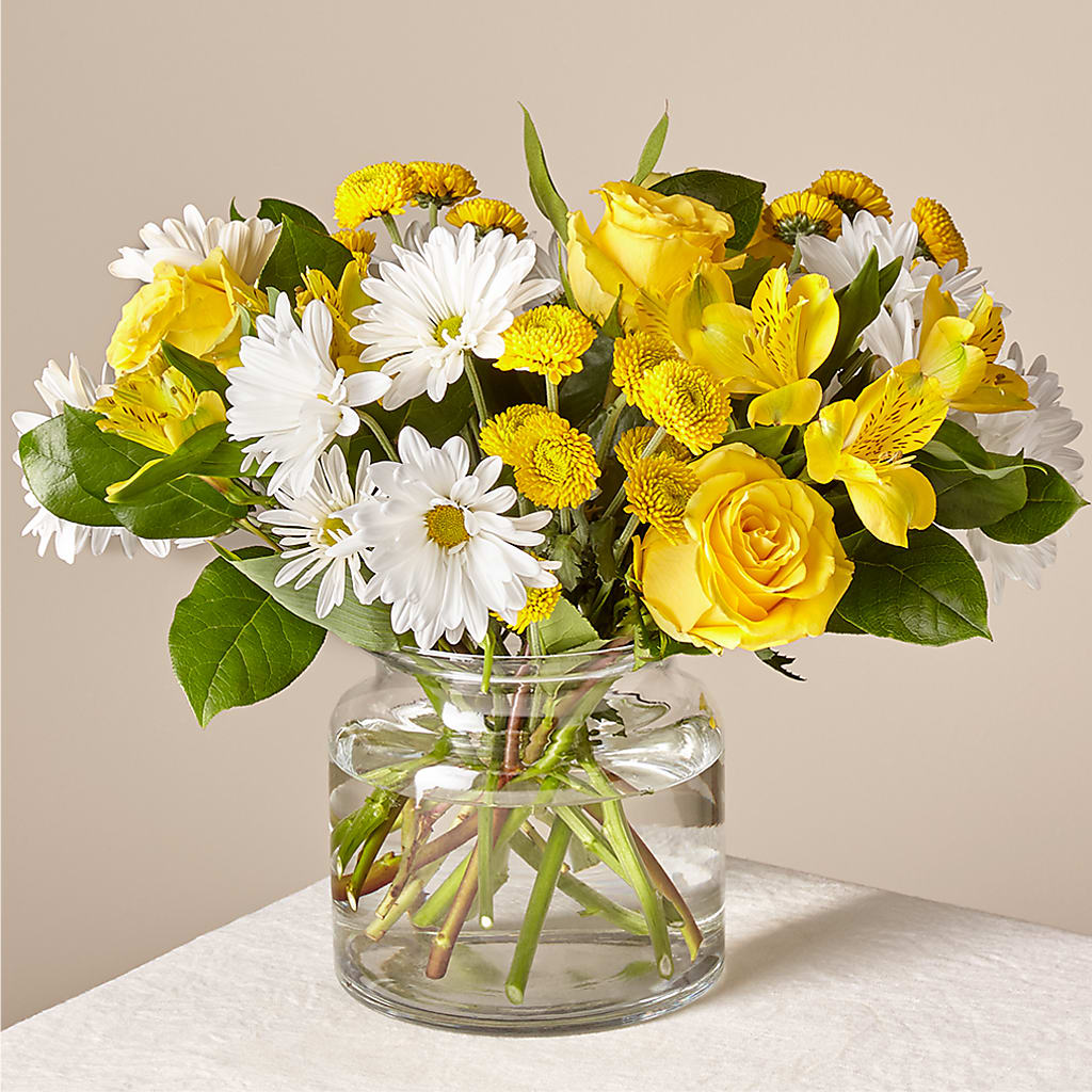Sunny Sentiments Bouquet – Brown Pleasance Florists Inc, Lakewood OH