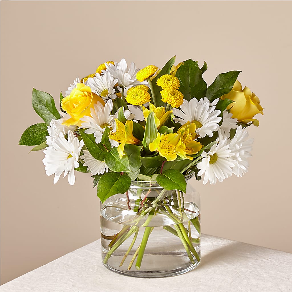 Sunny Sentiments Bouquet – Brown Pleasance Florists Inc, Lakewood OH