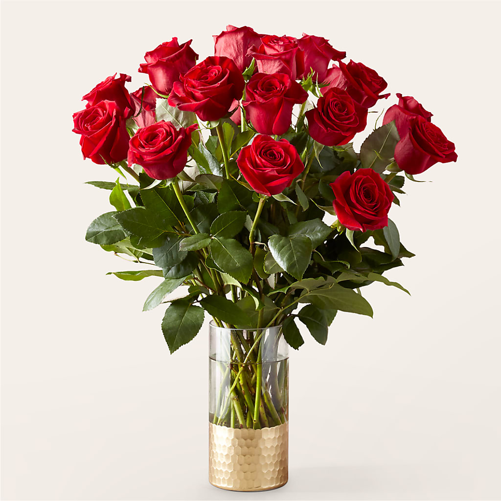 Classic Love Red Rose Bouquet – Brown Pleasance Florists Inc, Lakewood OH
