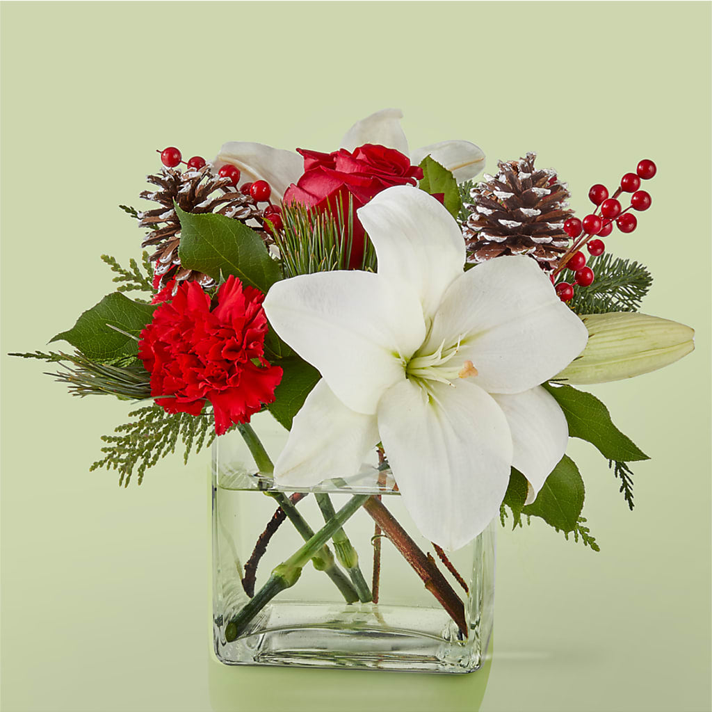 Glistening Icicles Bouquet – Brown Pleasance Florists Inc, Lakewood OH
