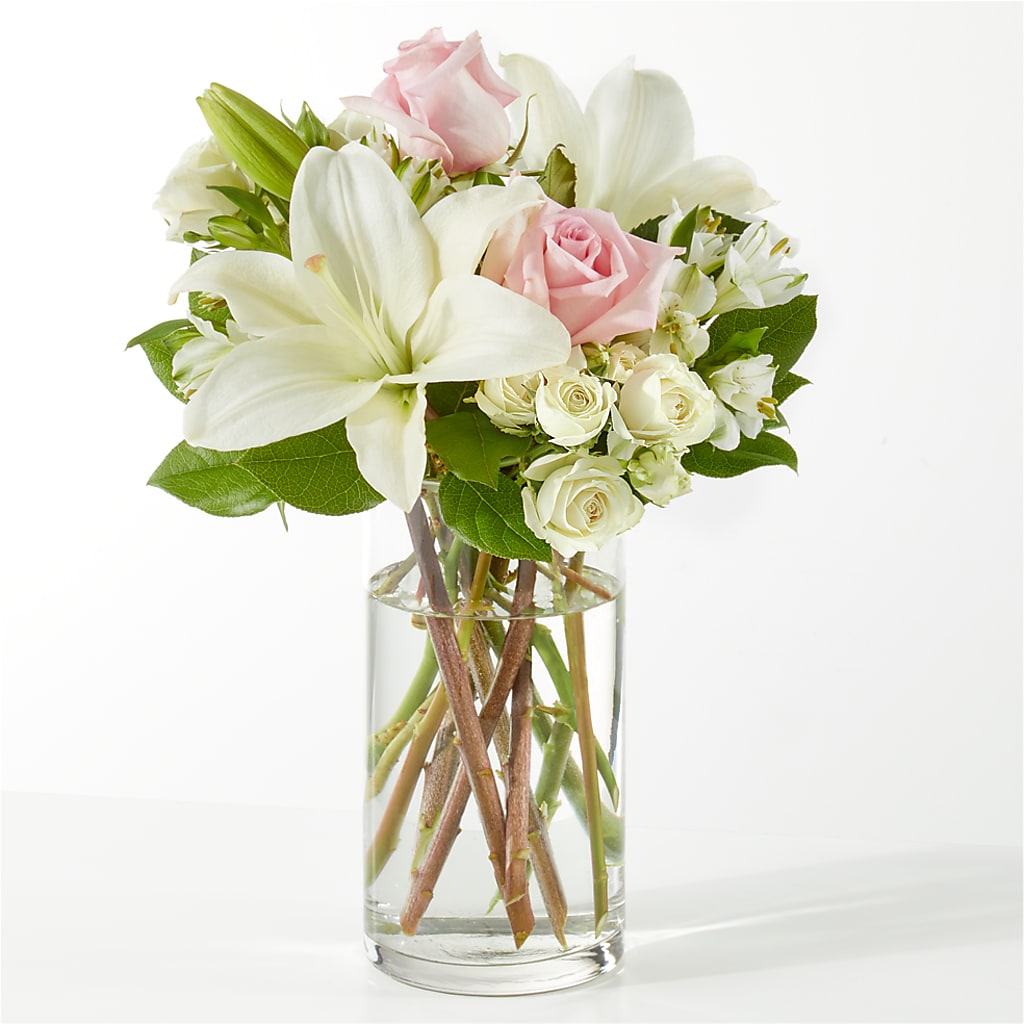 Kindhearted Bouquet – Brown Pleasance Florists Inc, Lakewood OH