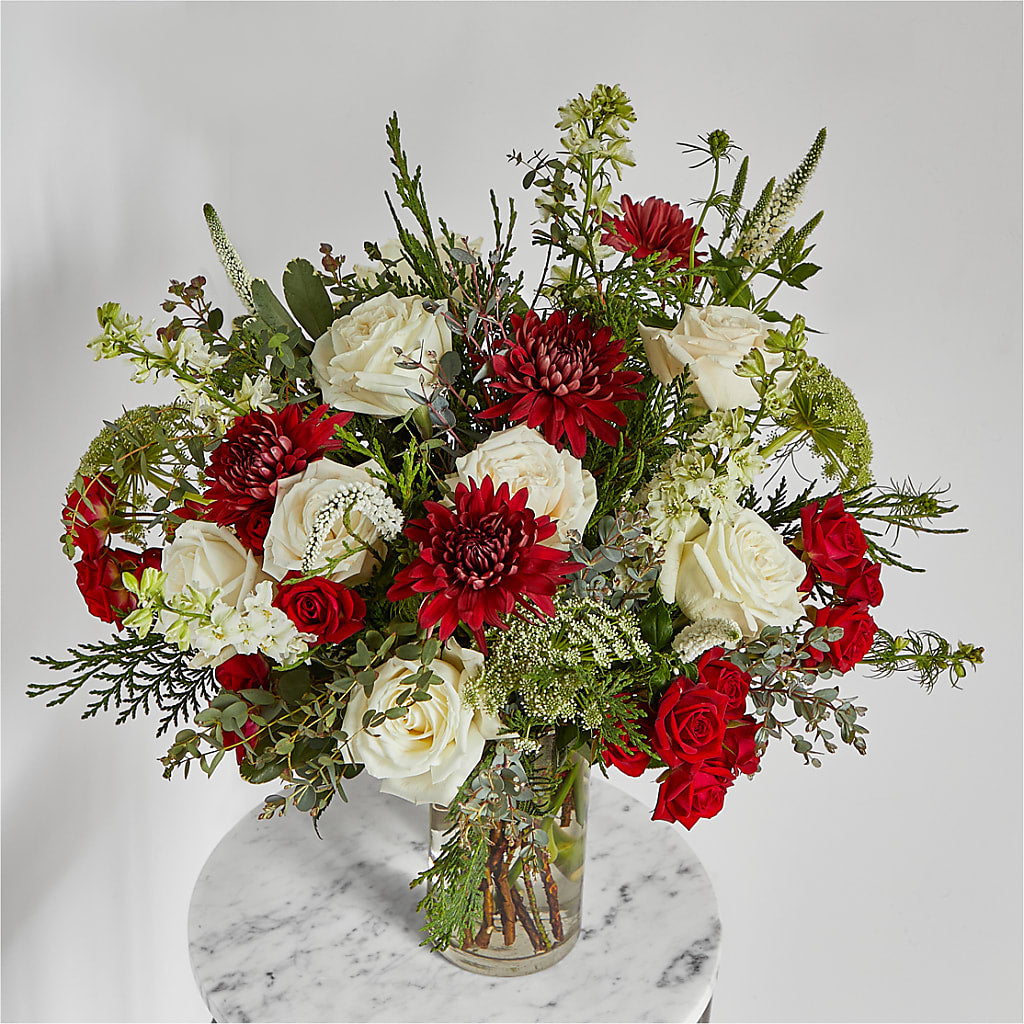 Favorite Traditions Bouquet – Brown Pleasance Florists Inc, Lakewood OH