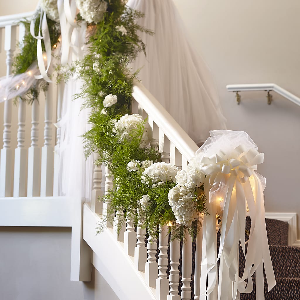 Champagne Dreams Garland – Brown Pleasance Florists Inc, Lakewood OH