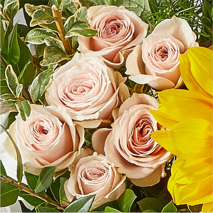 The Good Life Bouquet –  Brown Pleasance Florists Inc, Lakewood OH