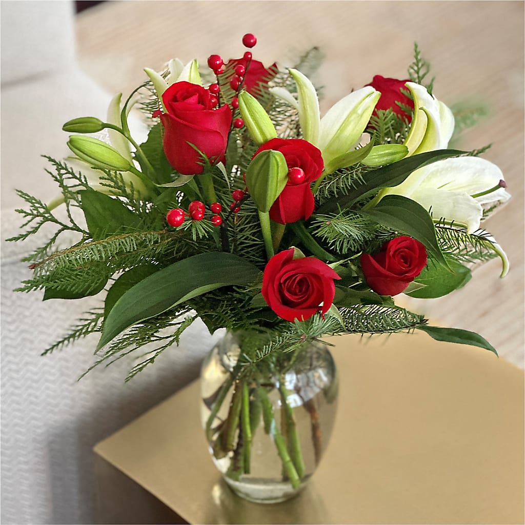 Sparkling Snowflakes Bouquet –  Brown Pleasance Florists Inc, Lakewood OH