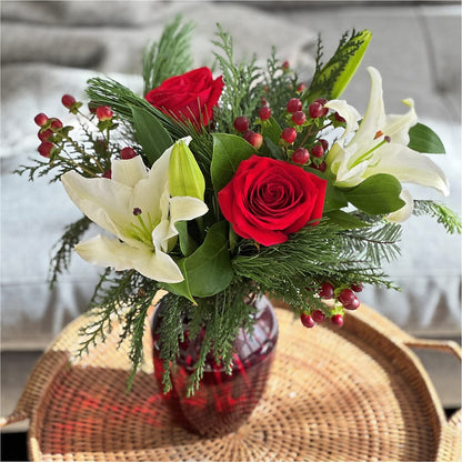 Evergreen Delight Bouquet –  Brown Pleasance Florists Inc, Lakewood OH