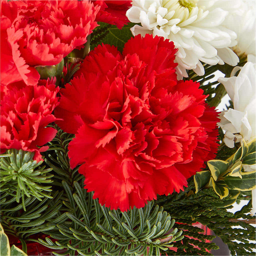 Christmas Market Bouquet –  Brown Pleasance Florists Inc, Lakewood OH