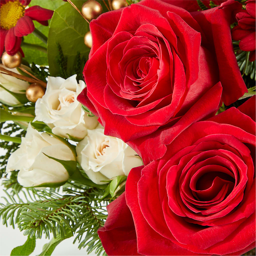 Believe Bouquet –  Brown Pleasance Florists Inc, Lakewood OH