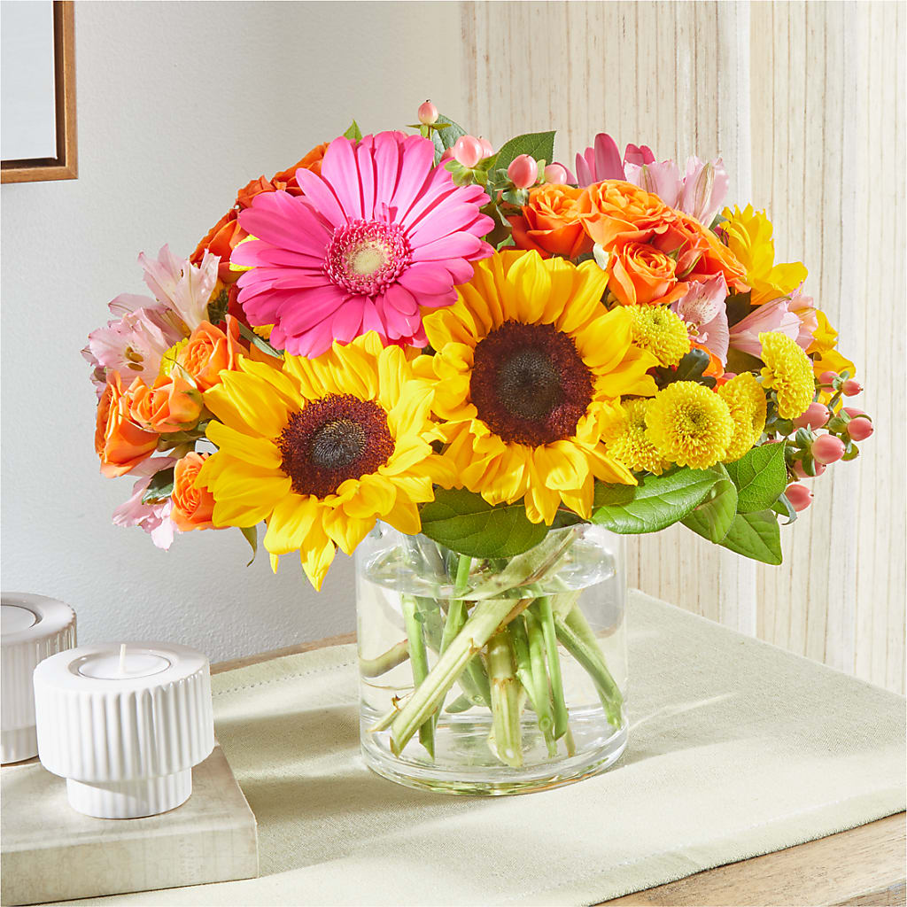 Beach Day Bouquet –  Brown Pleasance Florists Inc, Lakewood OH