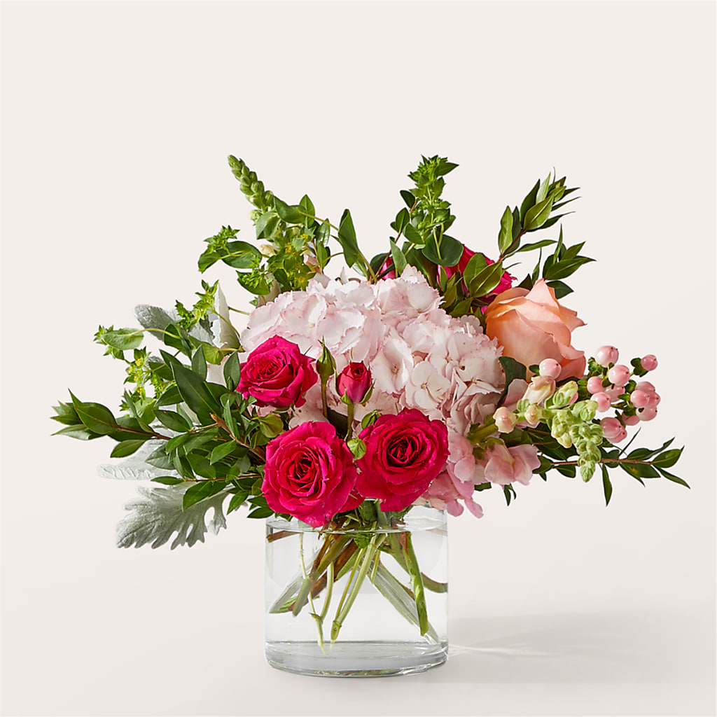 Glitz & Glam Bouquet –  Brown Pleasance Florists Inc, Lakewood OH