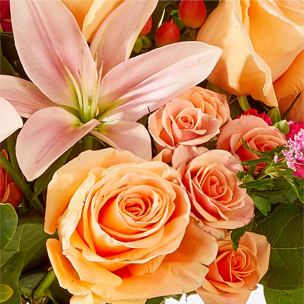 Bisous Bouquet –  Brown Pleasance Florists Inc, Lakewood OH