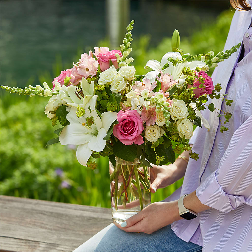 Fondly Bouquet –  Brown Pleasance Florists Inc, Lakewood OH
