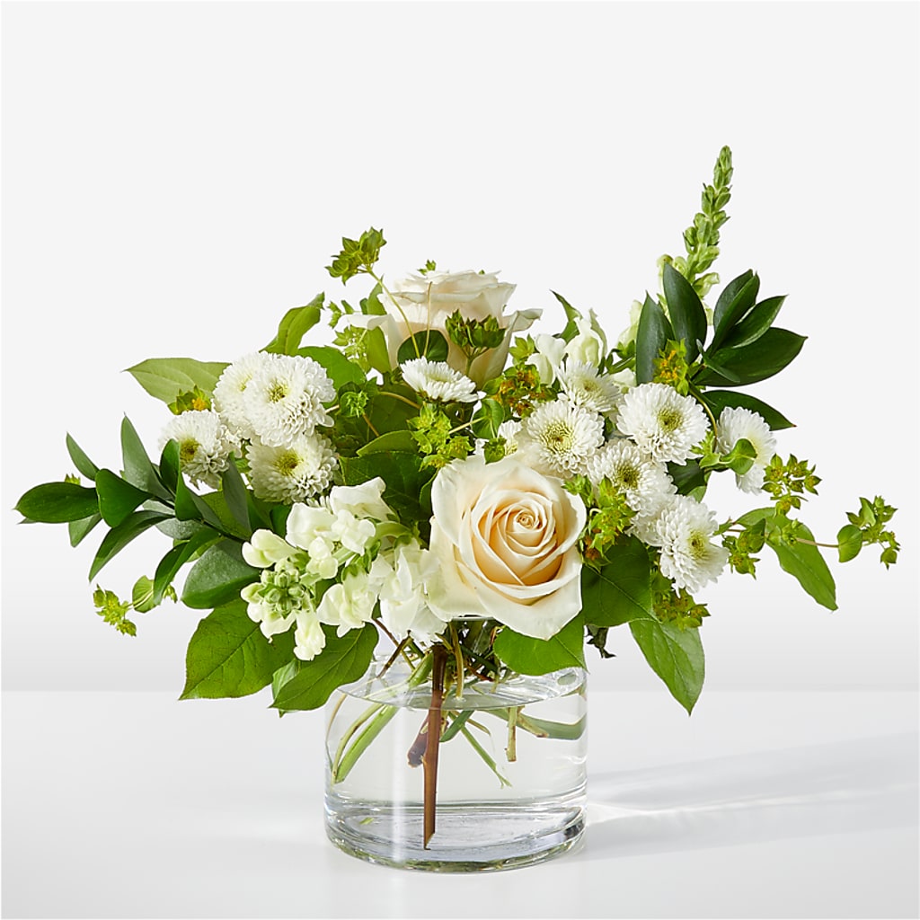Hint of Vanilla Bouquet –  Brown Pleasance Florists Inc, Lakewood OH