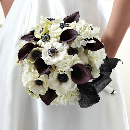 To Have and To Hold Bouquet –  Brown Pleasance Florists Inc, Lakewood OH