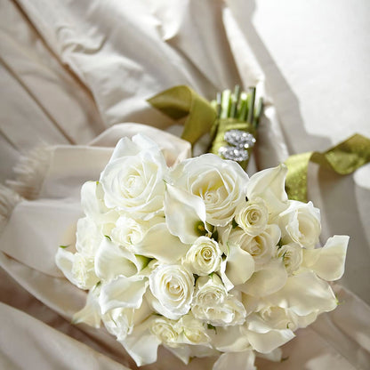 Serene Highness Bouquet –  Brown Pleasance Florists Inc, Lakewood OH