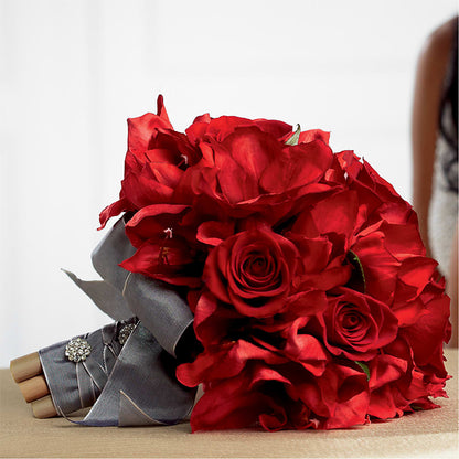 Heart's Happiness Bouquet –  Brown Pleasance Florists Inc, Lakewood OH